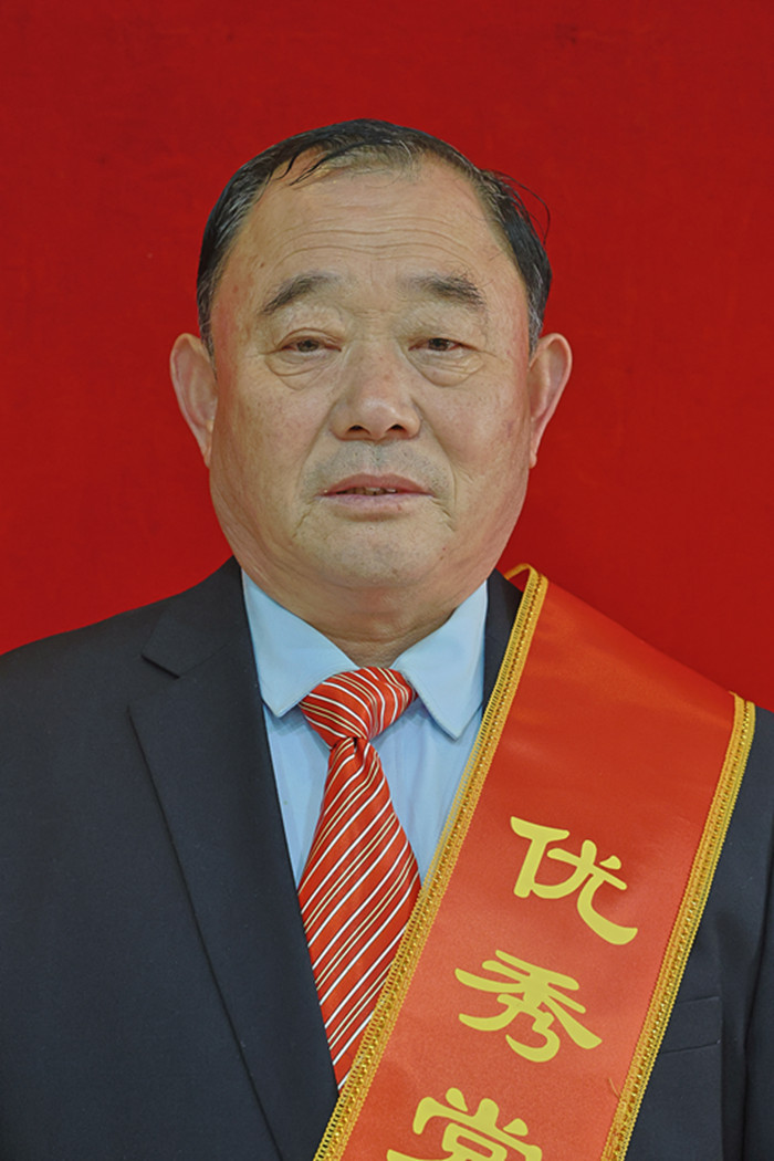 优秀党务工作者 王启义_副本.jpg