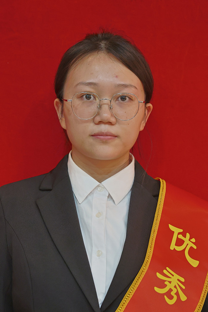 优秀共产党员 毕玉祯_副本.jpg