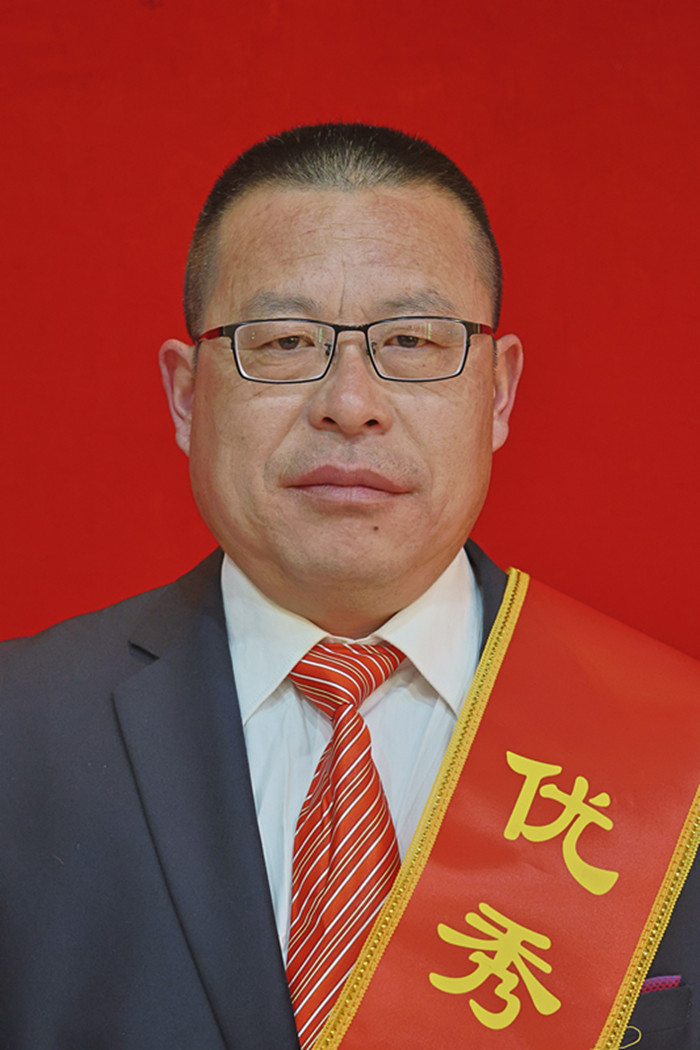 优秀共产党员 李建峰_副本.jpg